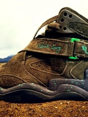 New Look Brown Suede High-Top Sneakers with Green Details